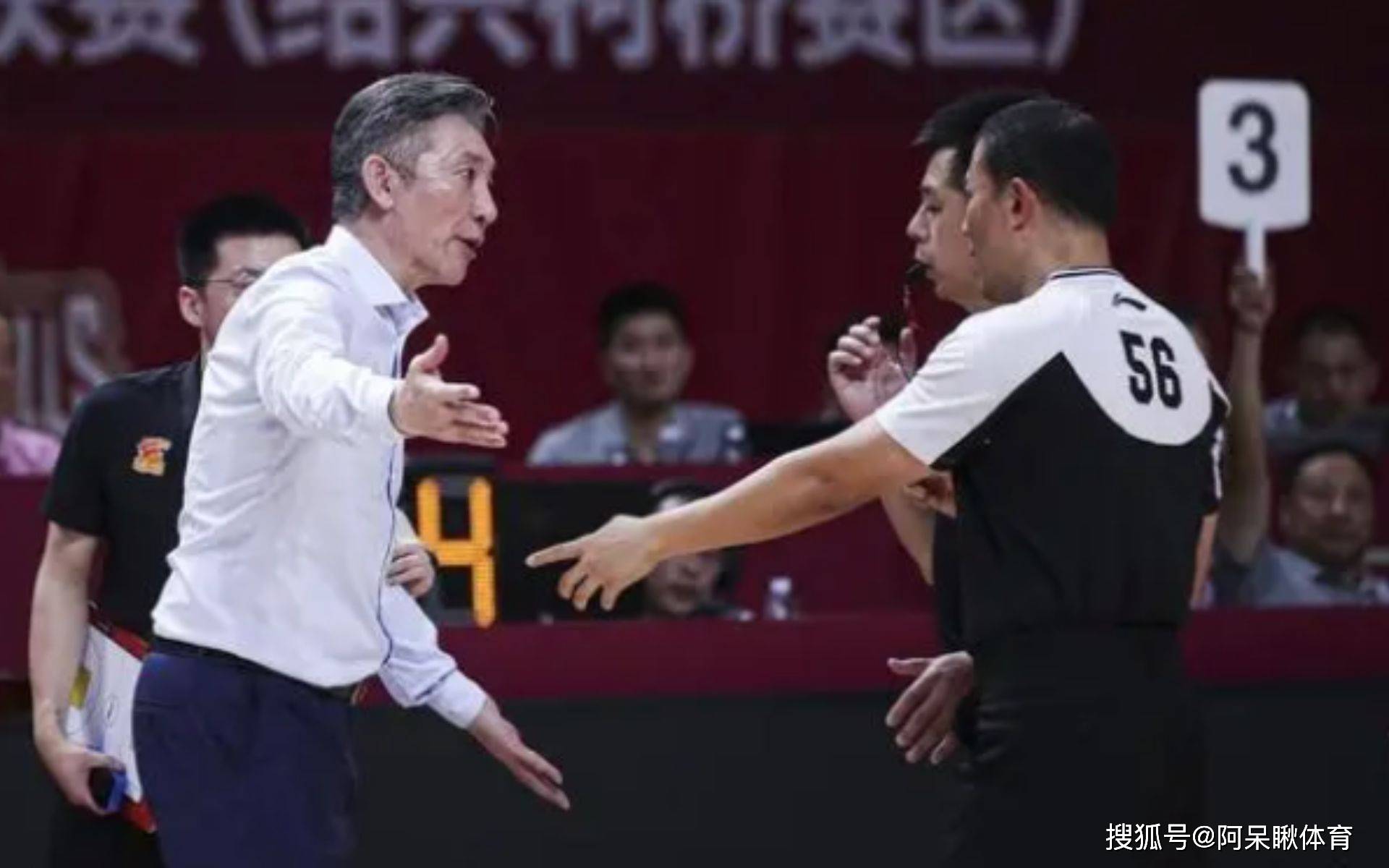 包含赛前突围战来临；深圳男篮围绕德国杯扳平良机；球迷炸锅；团队化学反应显著的词条