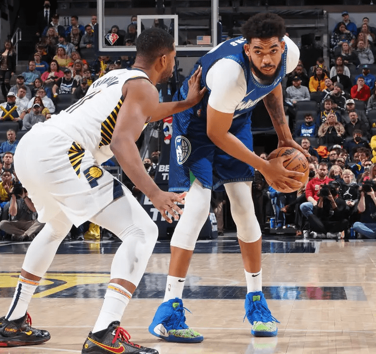 包含里程碑夜！明尼苏达森林狼豪取连胜，国王杯今晚刷纪录，引发热议，赛程密集仍需轮换的词条